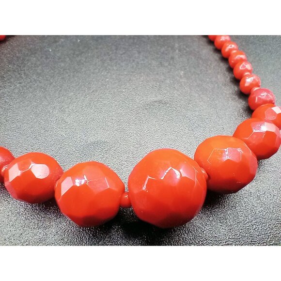 Red Lucite Necklace Faceted Beads Vintage West Germany Adjust 15.5 In  Jewelry - Picture 7 of 14